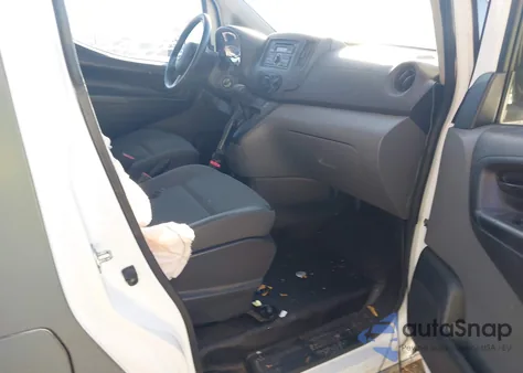 2015 Nissan Nv200 S from USA, damaged, VIN 3N6CM0KN0FK728751